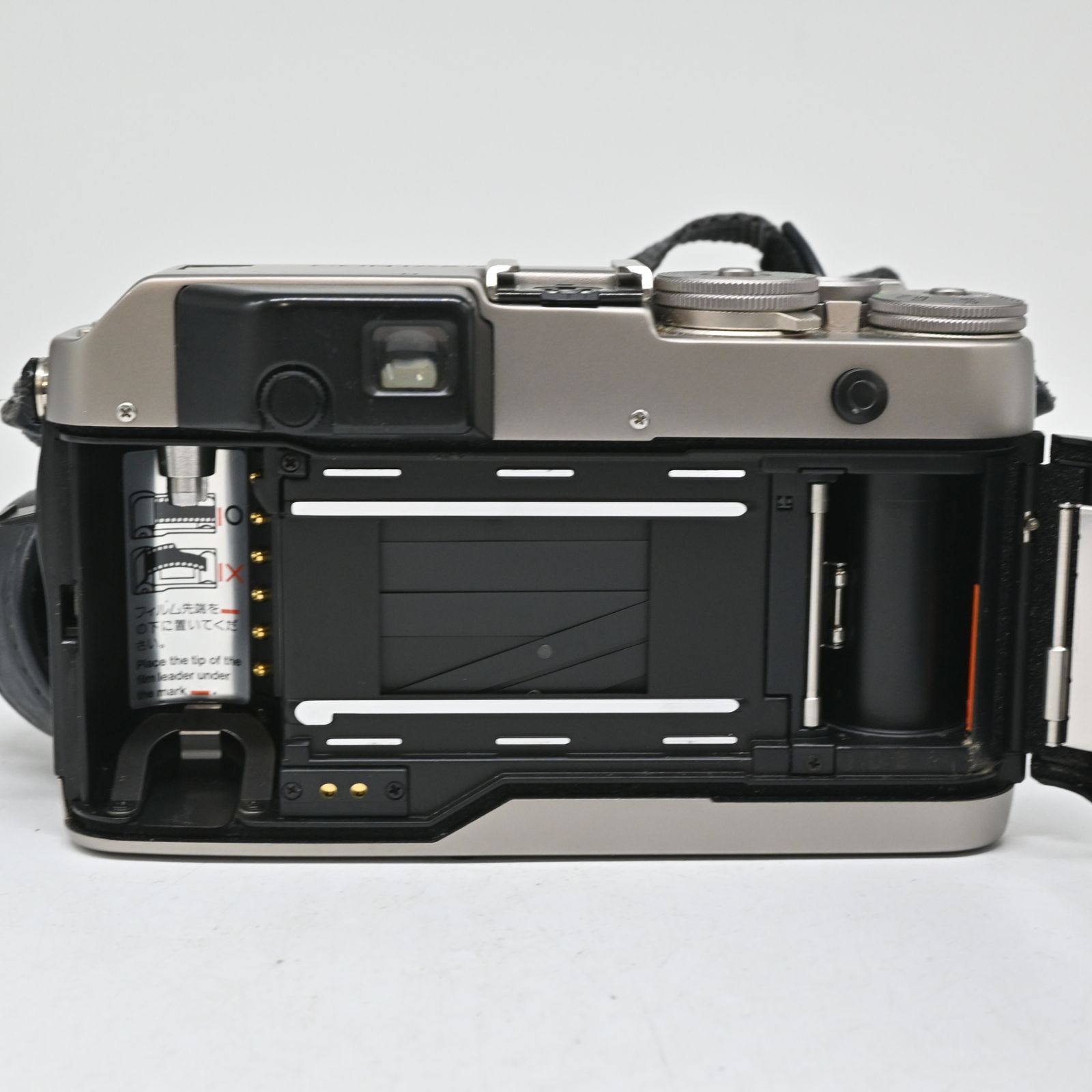 45mm F2レンズ付き