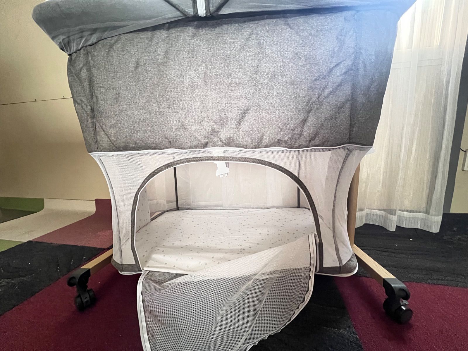 2025 赤ちゃんのお世話に便利なベビーベッドで