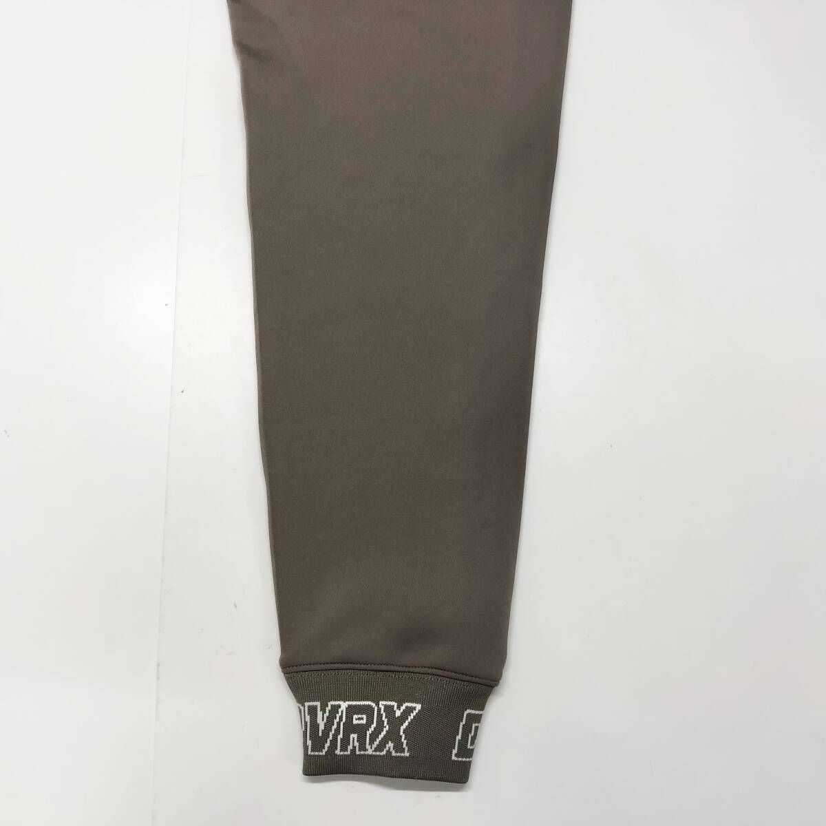 新品 未使用 DEVEREUX GOLF（デヴァローゴルフ） テリングアクアZIP