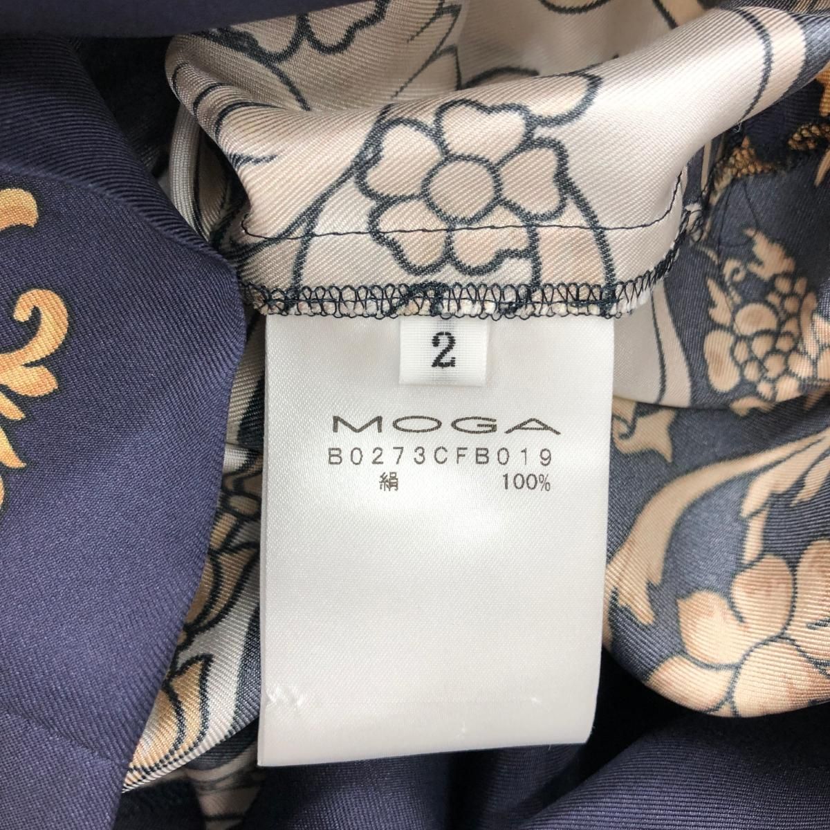 MOGA モガ スカーフ柄ボウタイブラウス サイズ:2 シルク100％ ボウタイ 