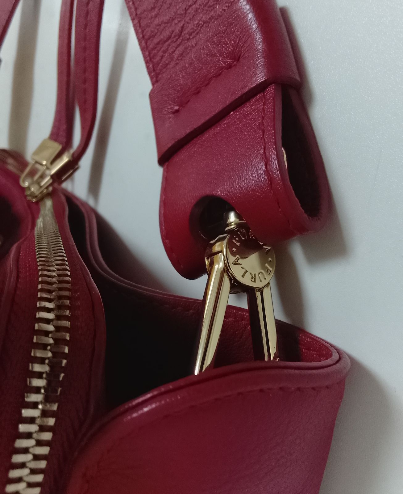 ANB18 フルラ 美品 ワンショルダーバッグ ゴールド金具 保存袋付き