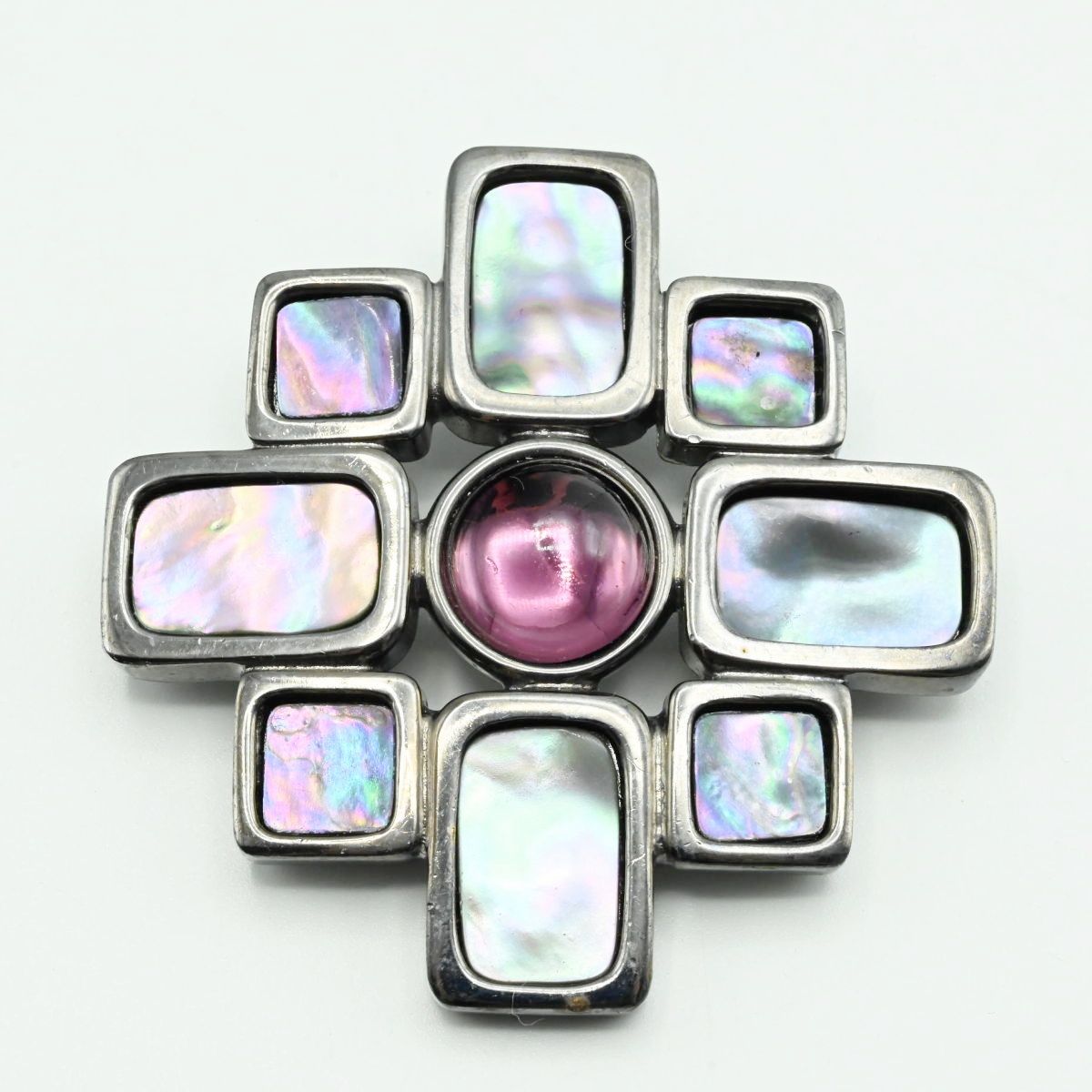 CELINE セリーヌ マザーオブパール ストーン メタル ブローチ シルバー ホワイトシェル ピンク K 11-k 001