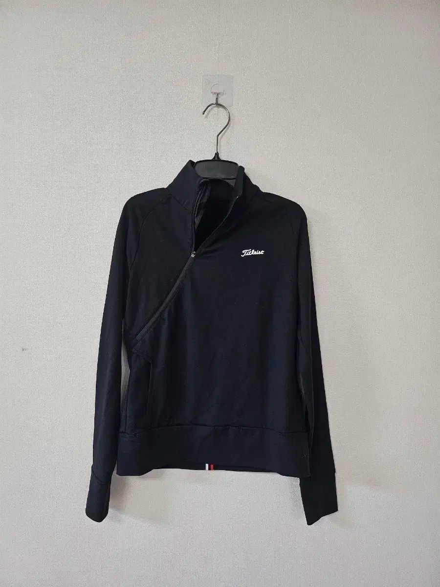 Titleist タイトリスト レディース ブラック ゴルフ トップス