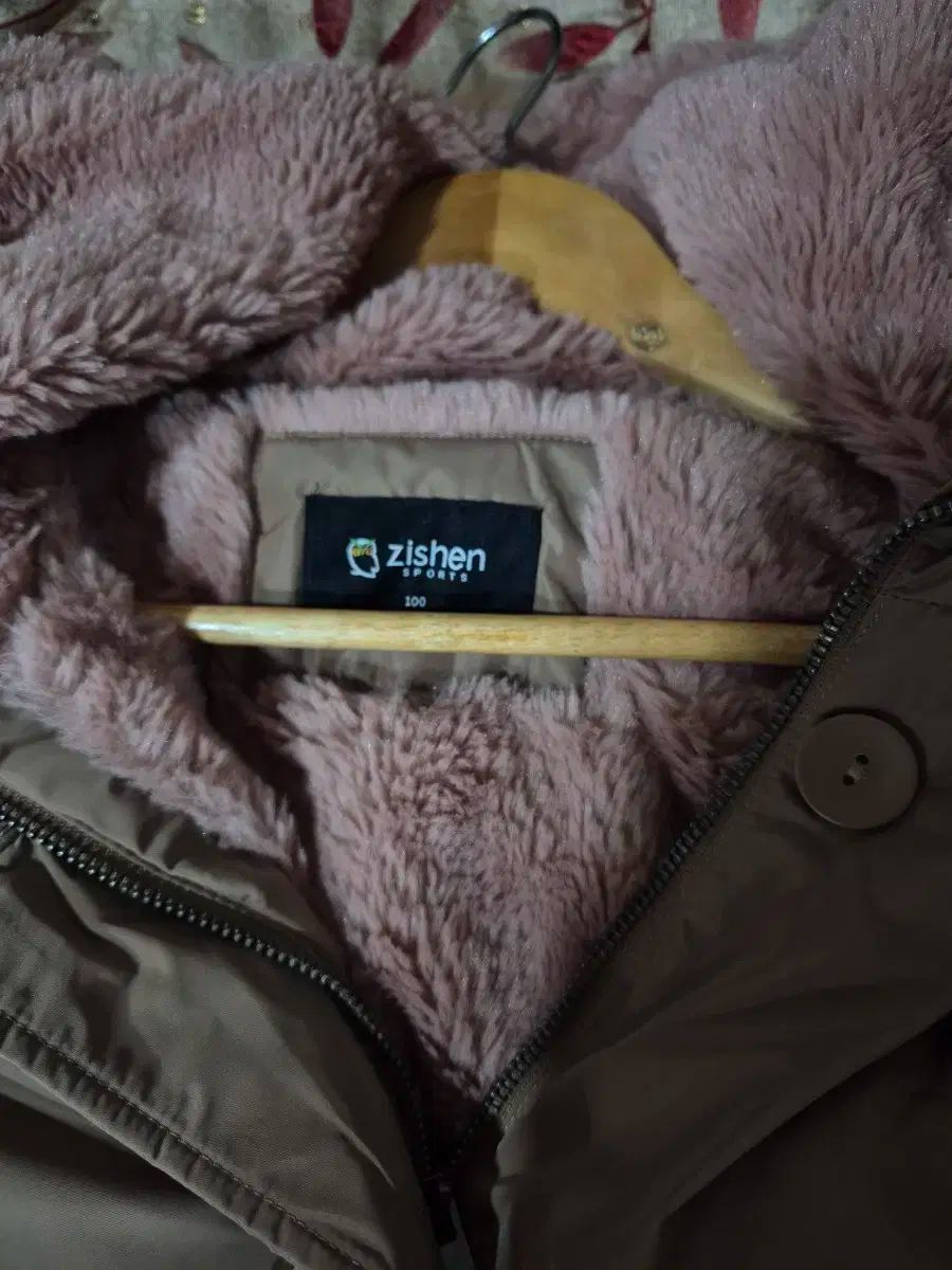 zishen スポーツ ファー 裏地 ダウン 100サイズ