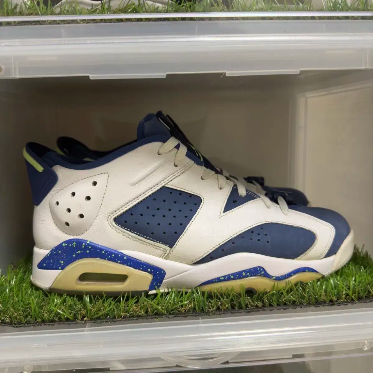 ジョーダン6 ゴーストグリーン 275