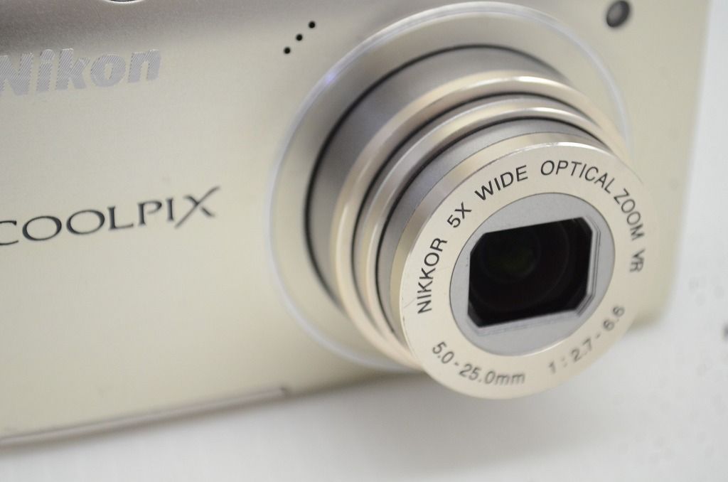 人気商品！ Nikon ニコン COOLPIX S5100 コンパクトデジタルカメラ シルバー 251105o お値打ちの