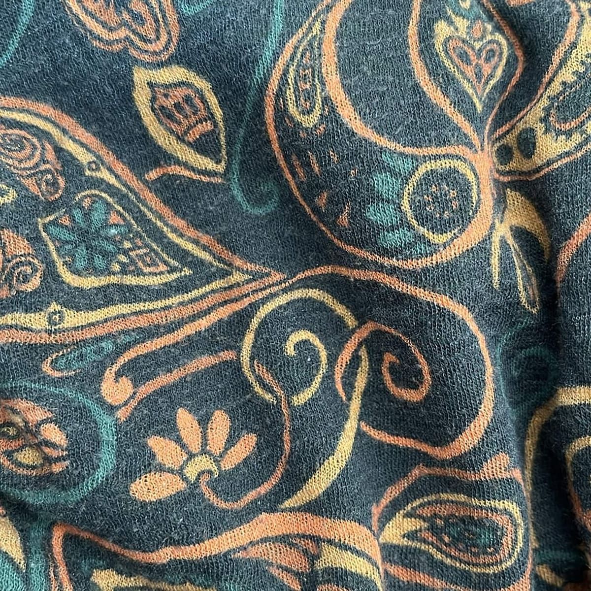 ダークグリーン×オレンジ×マルチ 花柄