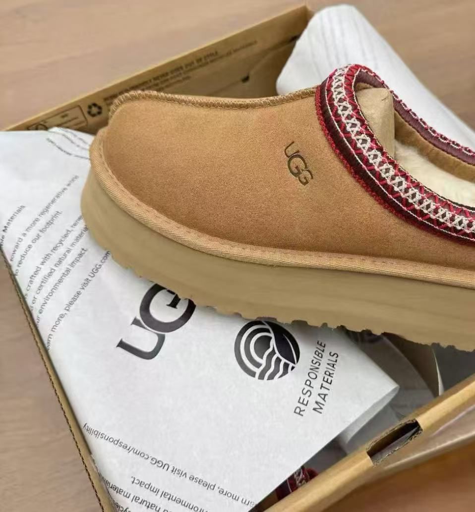 UGG アグ W Tazz 厚底 スリッポン