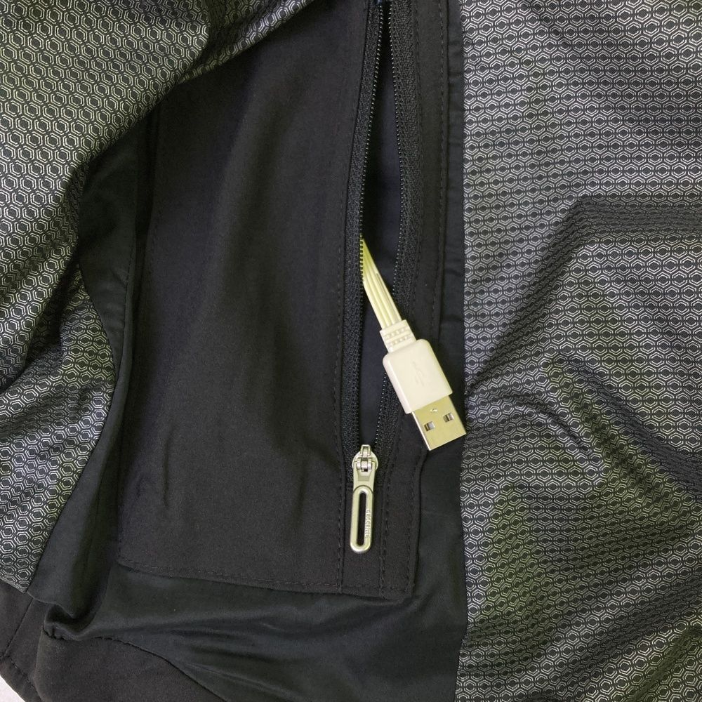 ブラック系 ゴルフウェア