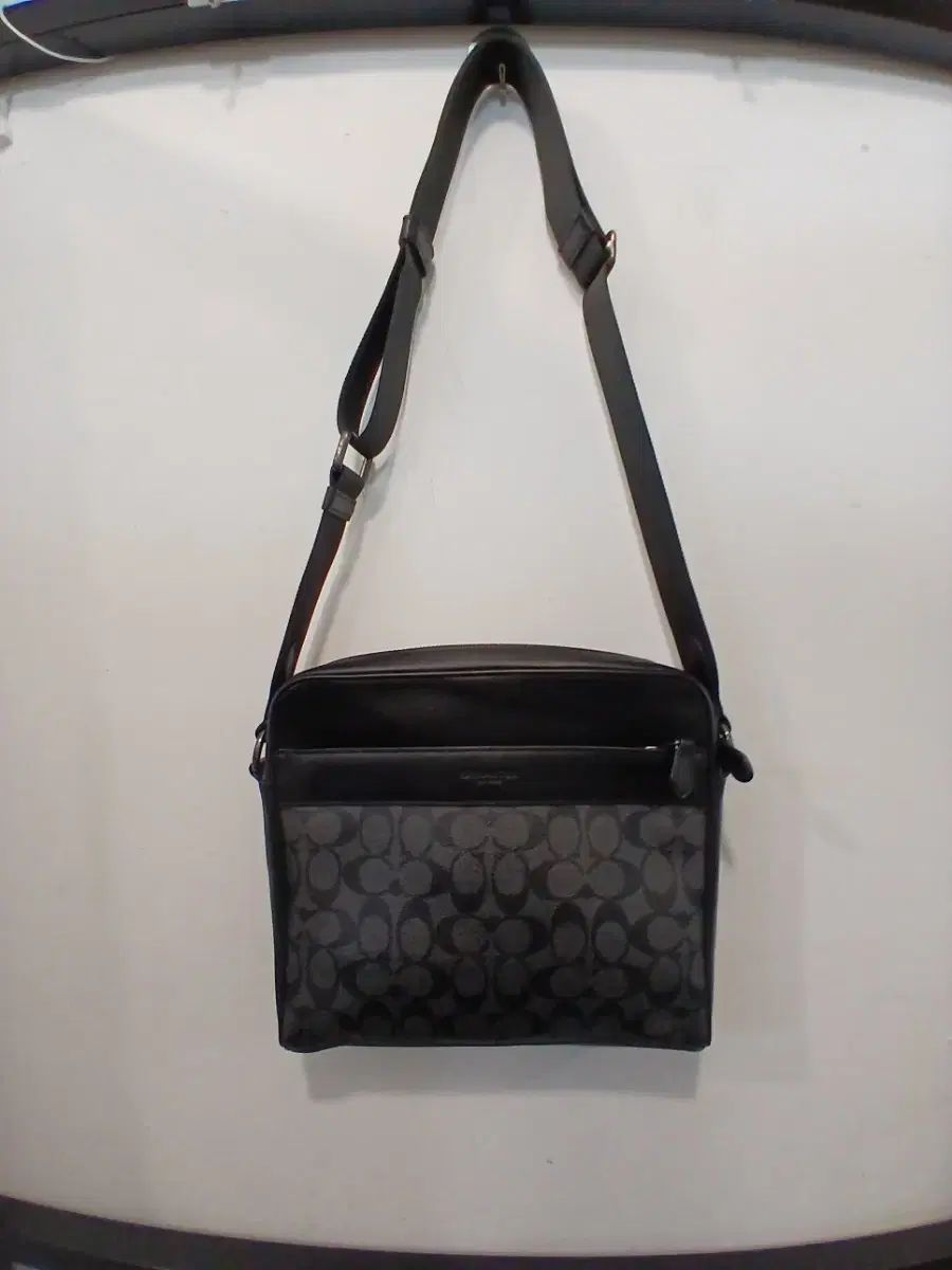 コーチ メンズ ヒューストン フライト メッセンジャーバッグ