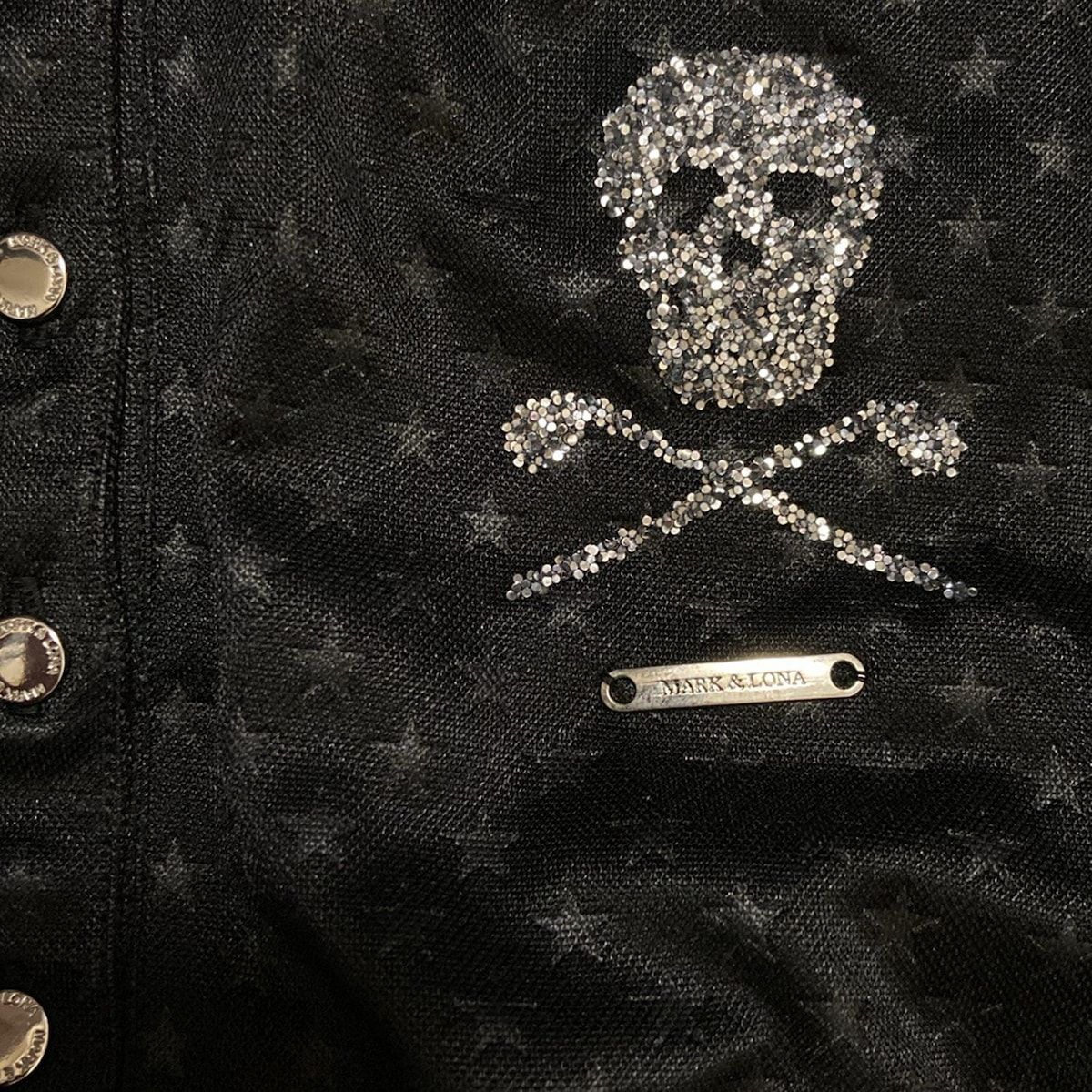 未使用に近い マークアンドロナ 半袖 ポロシャツ スカル 黒46 M MARK&LONA(マークアンドロナ) ポロシャツ｜中古ゴルフウェア通販サイト