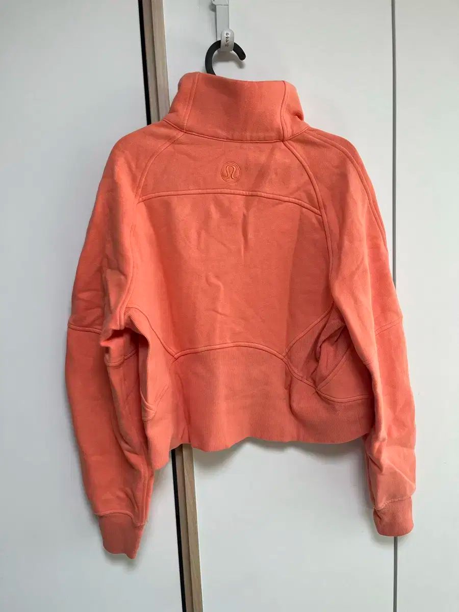 ルルレモン オーバーサイズ