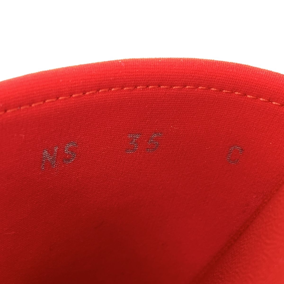 レッド レディース