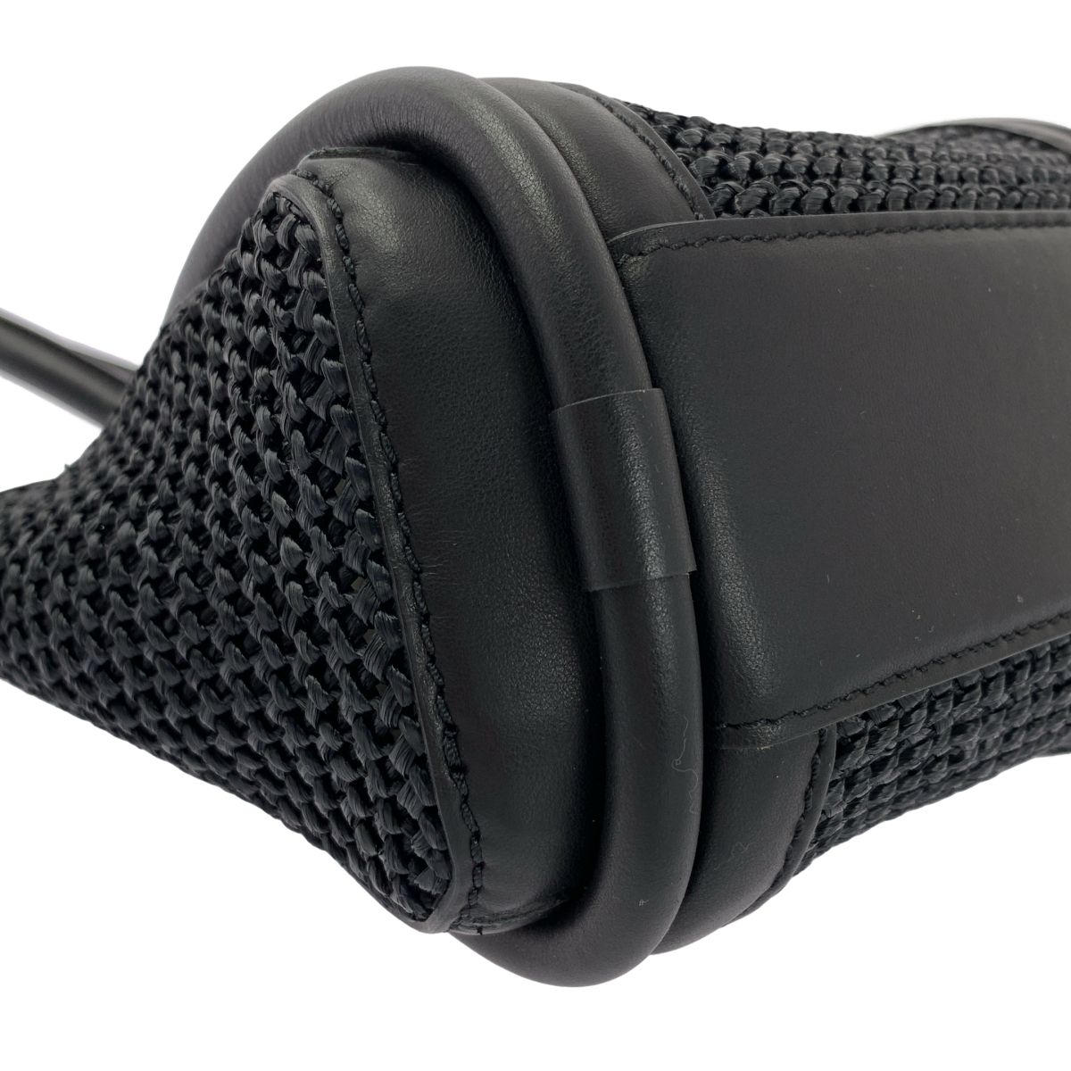 ハンドバッグ ブラック