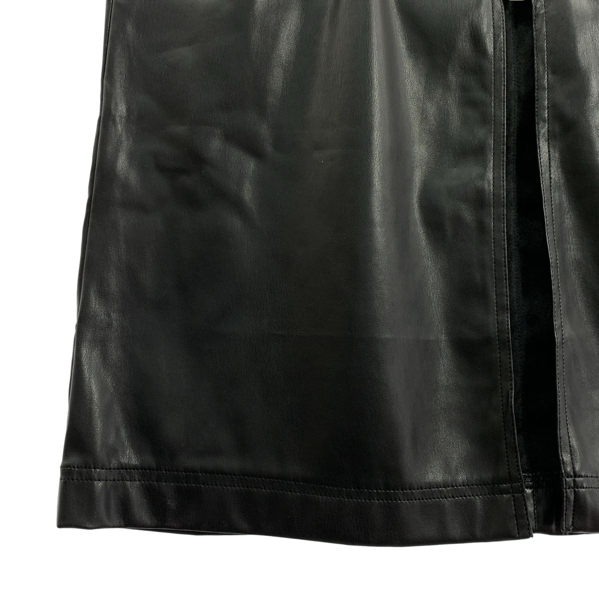 新品】 BASICKS / ベイシックス | Faux Leather Cargo Skirt フェイク