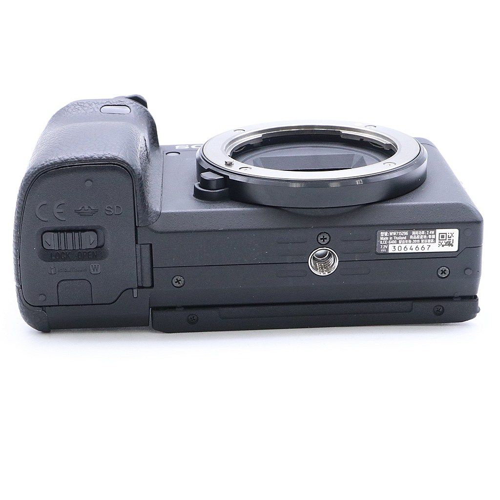 極上品】 Sony α6400 ブラック SELP1650 レンズキット ILCE-6400L