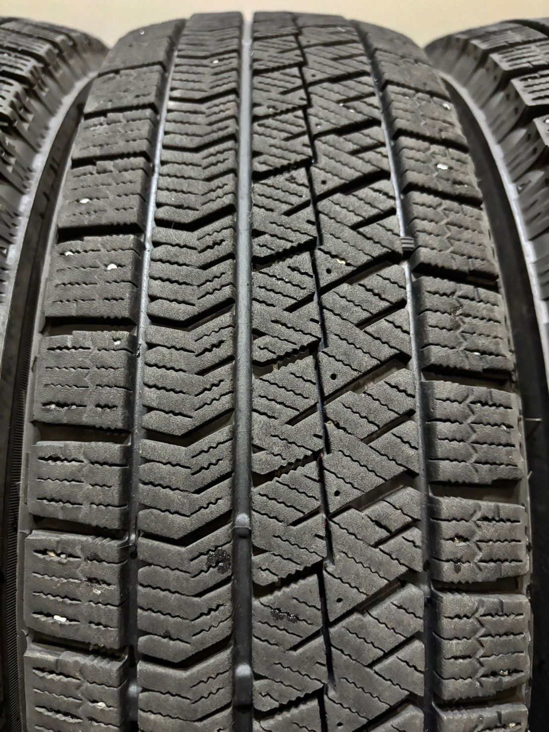  165 65 R 15 VRX 2 21年製 スタッドレス 4本 ブリヂストン ブリザック タフト ソリオ デリカD K 621 15インチ スタッドレス