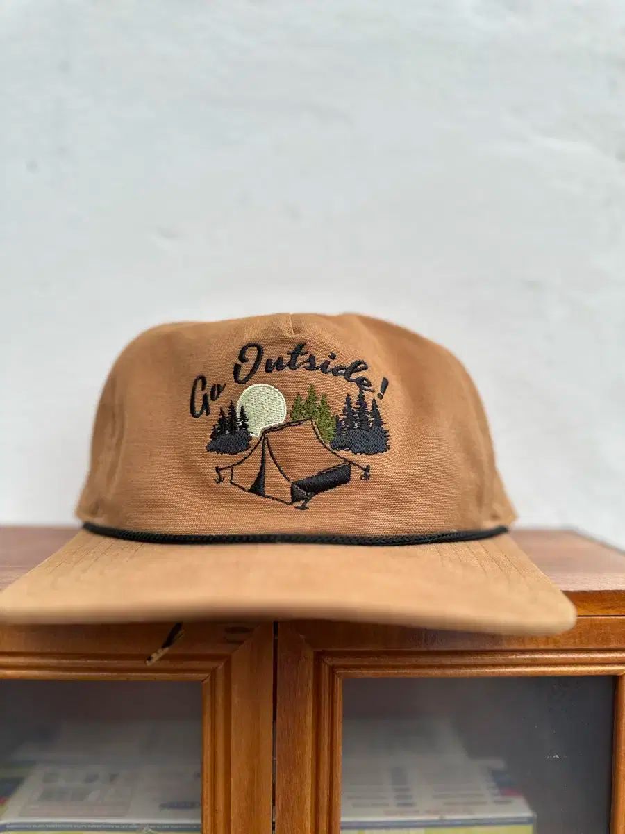 COAL キャンピング 刺繍 ベースボールキャップ ブラウン