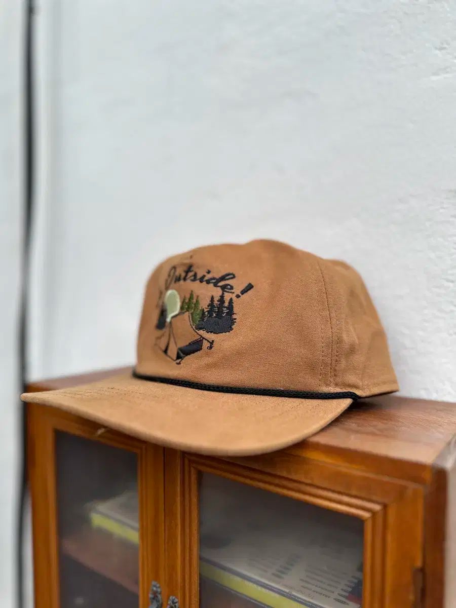 COAL キャンピング 刺繍 ベースボールキャップ ブラウン