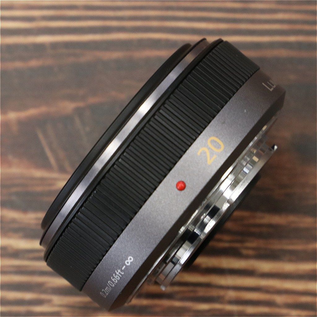 極上品】 Panasonic Lumix G 20mm F1.7 ASPH. H-H020 ブラック #6561
