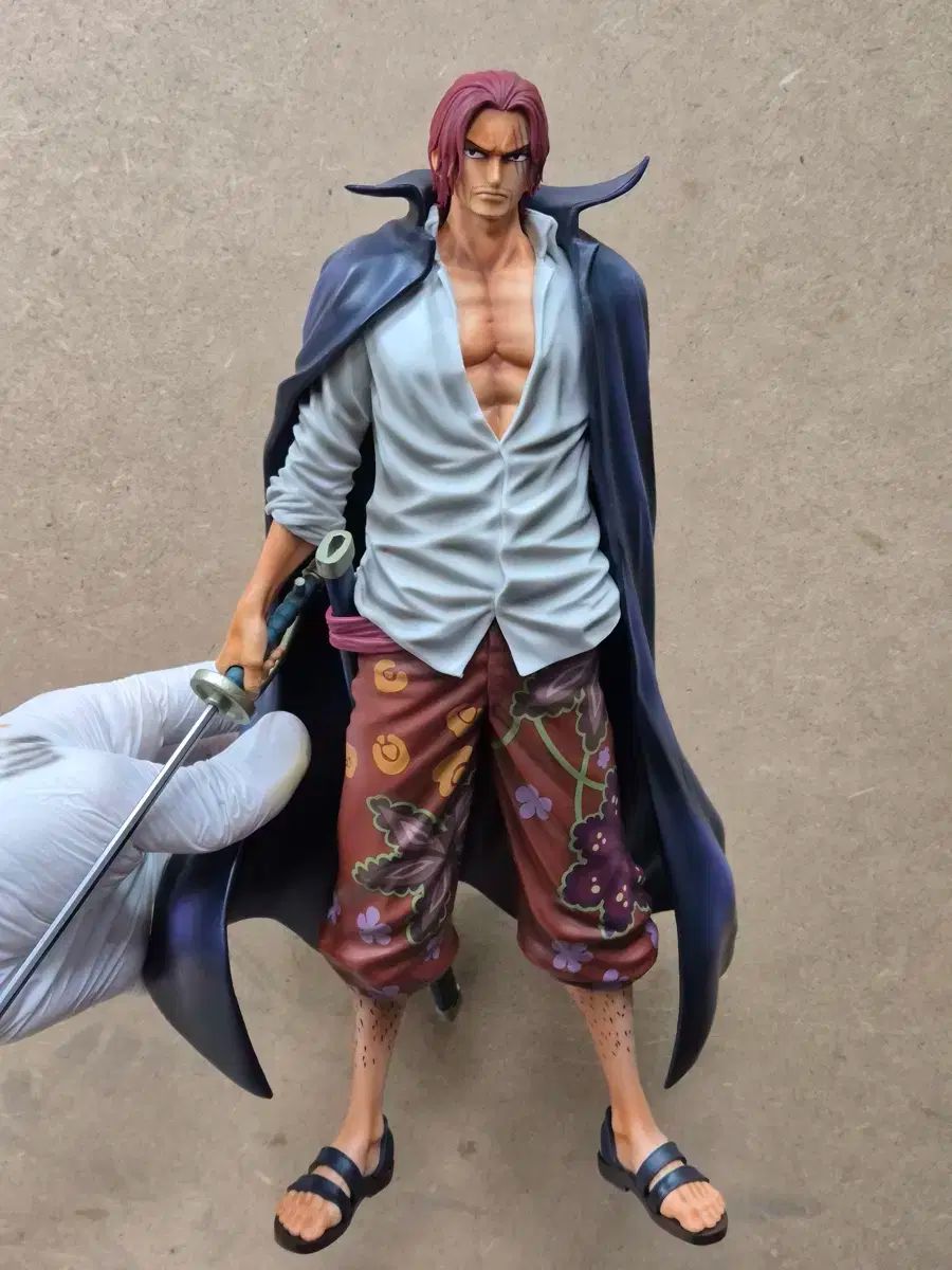 バンプレスト シャンクス 塗装済み完成品