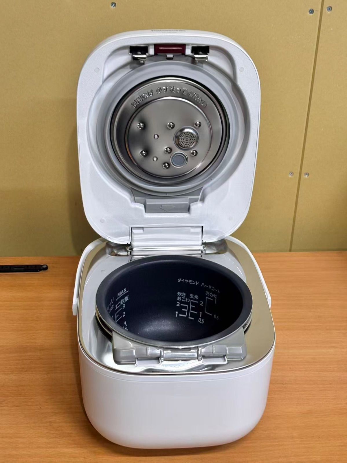 未使用 展示品 パナソニック Wおどり炊き SR-JW058-W [豊穣ホワイト] 3