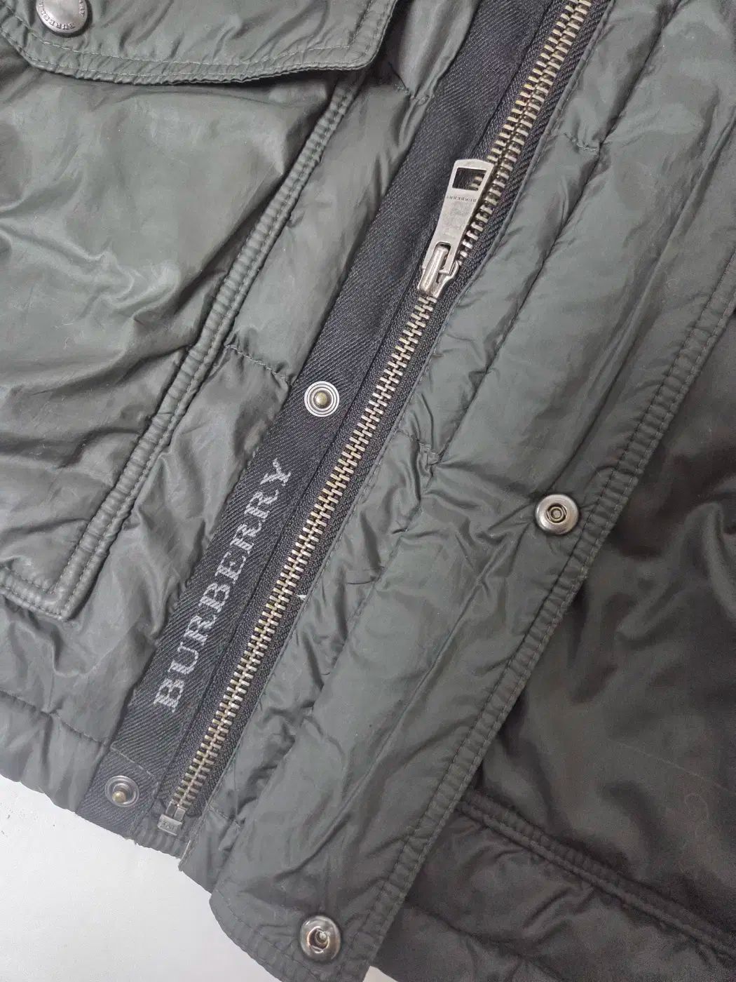  バーバリー キッズ 軽量 ダウン カーキ 10 Y その他 ジャケット ブルゾン