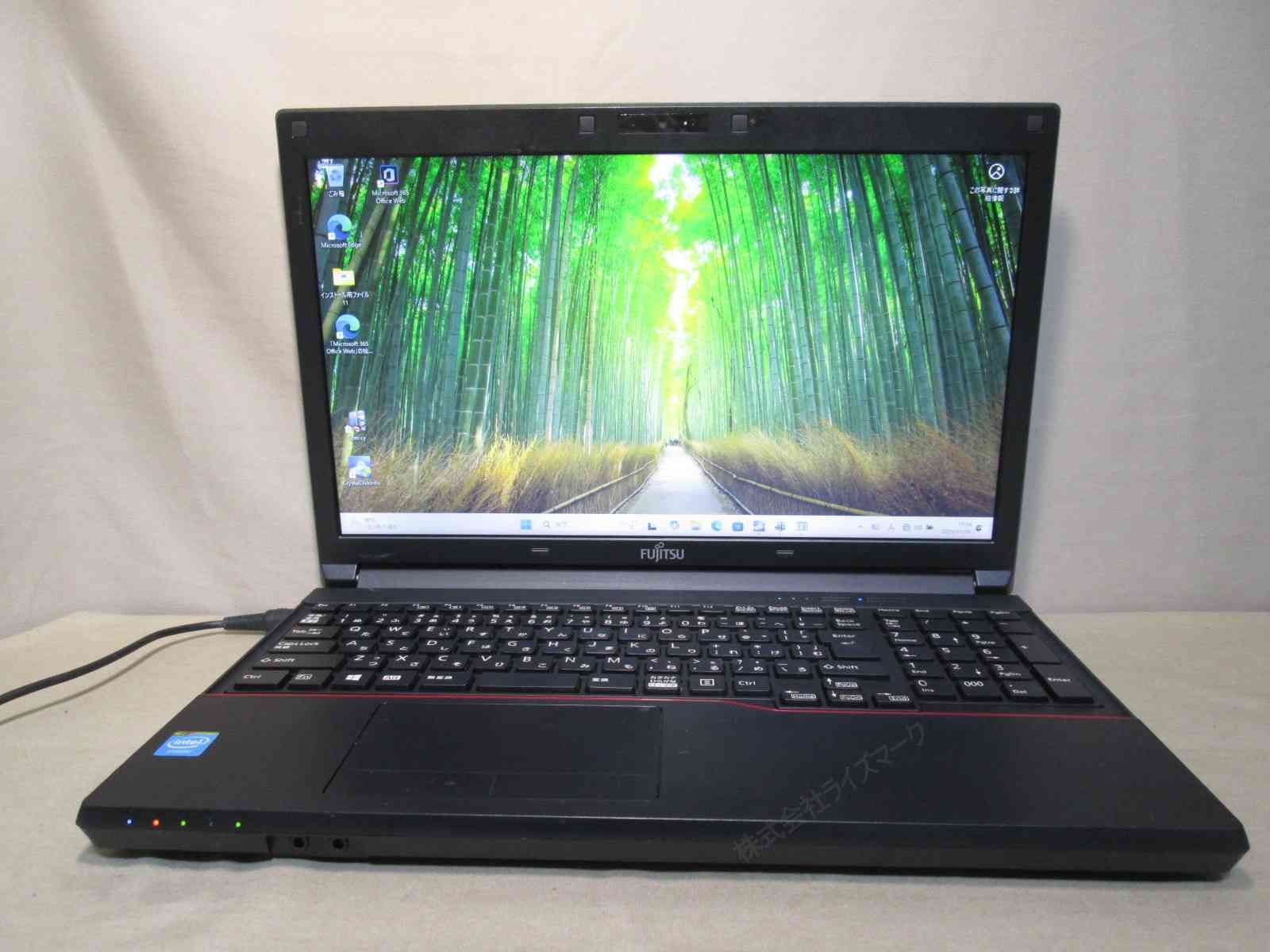  富士通 A 553 H SSD搭載 Celeron 1000 M 1.8 GHz Windows 11 Pro MS 365 Office Web Wi-Fi Bluetooth 長期保証 94375 Windowsノート本体 ノートPC