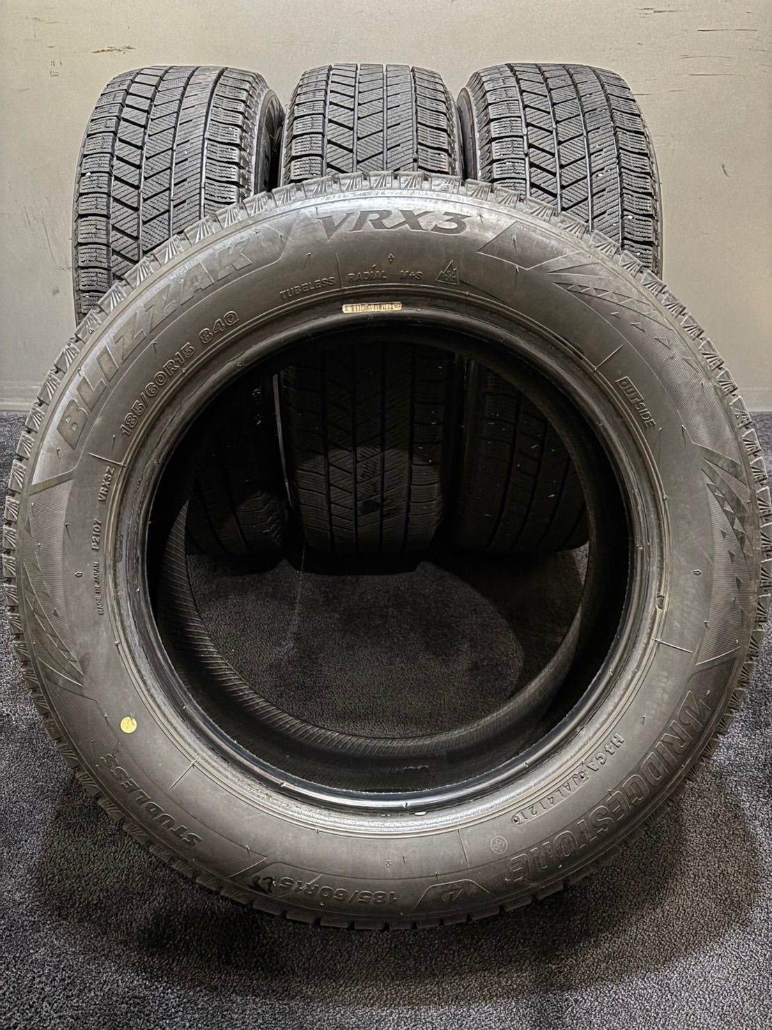  185 60 R 15 VRX 3 21年製 スタッドレス 4本 ブリヂストン ブリザック アクア ヤリス フィット K 624 15インチ スタッドレス