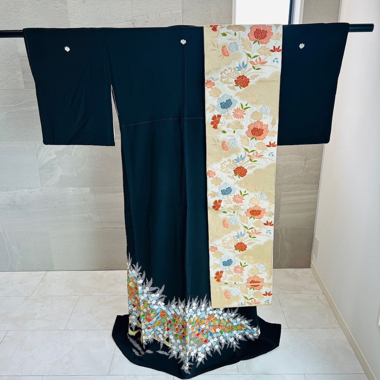 留袖 袋帯 セット 着物 帯 黒系 ベージュ系 金糸 花 上品 管理番号KKVMI 96