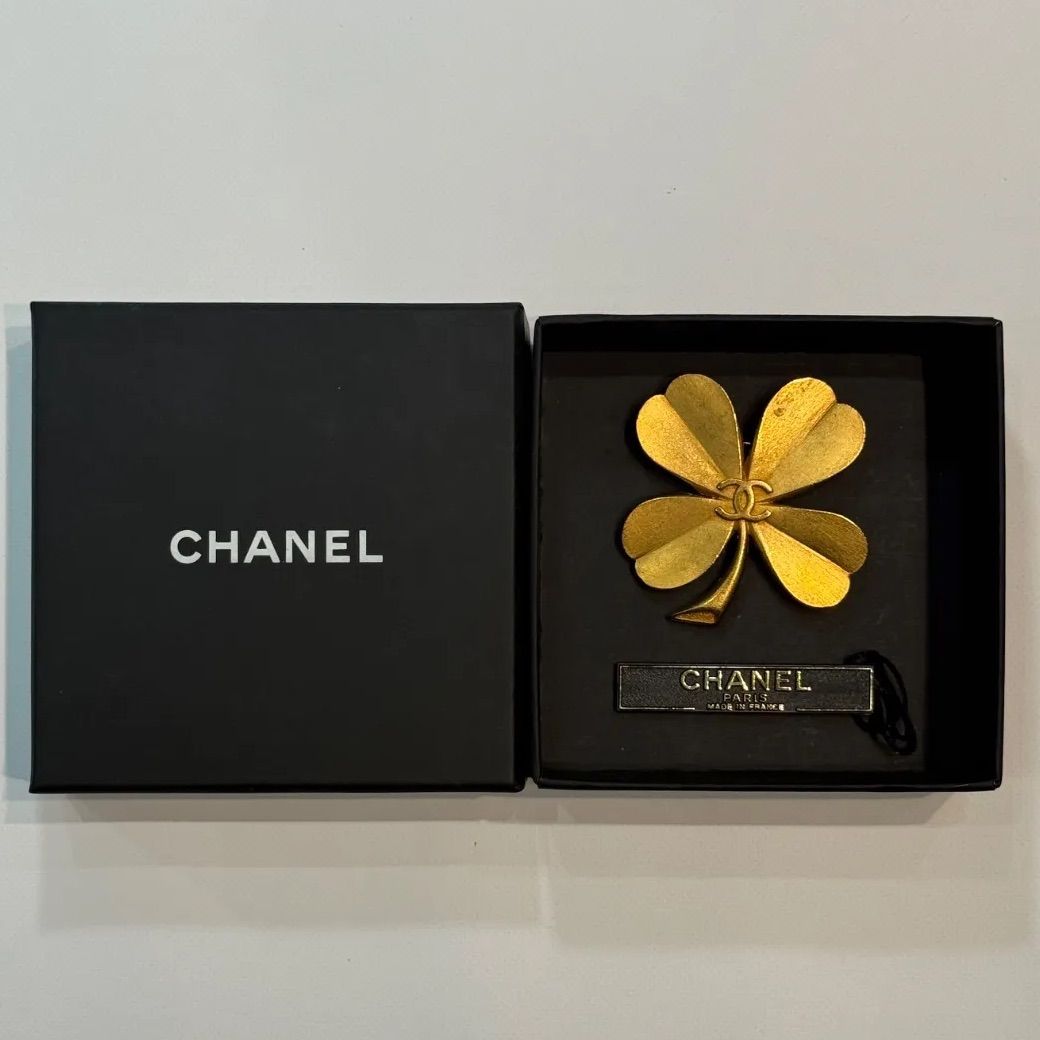 CHANEL シャネル クローバー ブローチ