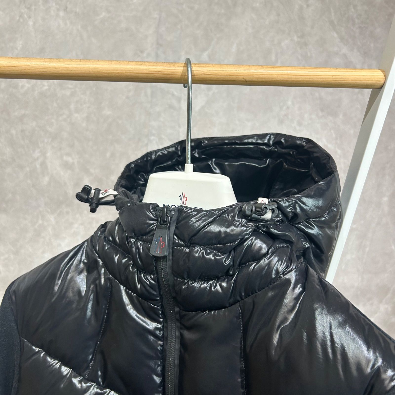 美品】 MONCLER モンクレールグルノーブル ハイブリッドダウン
