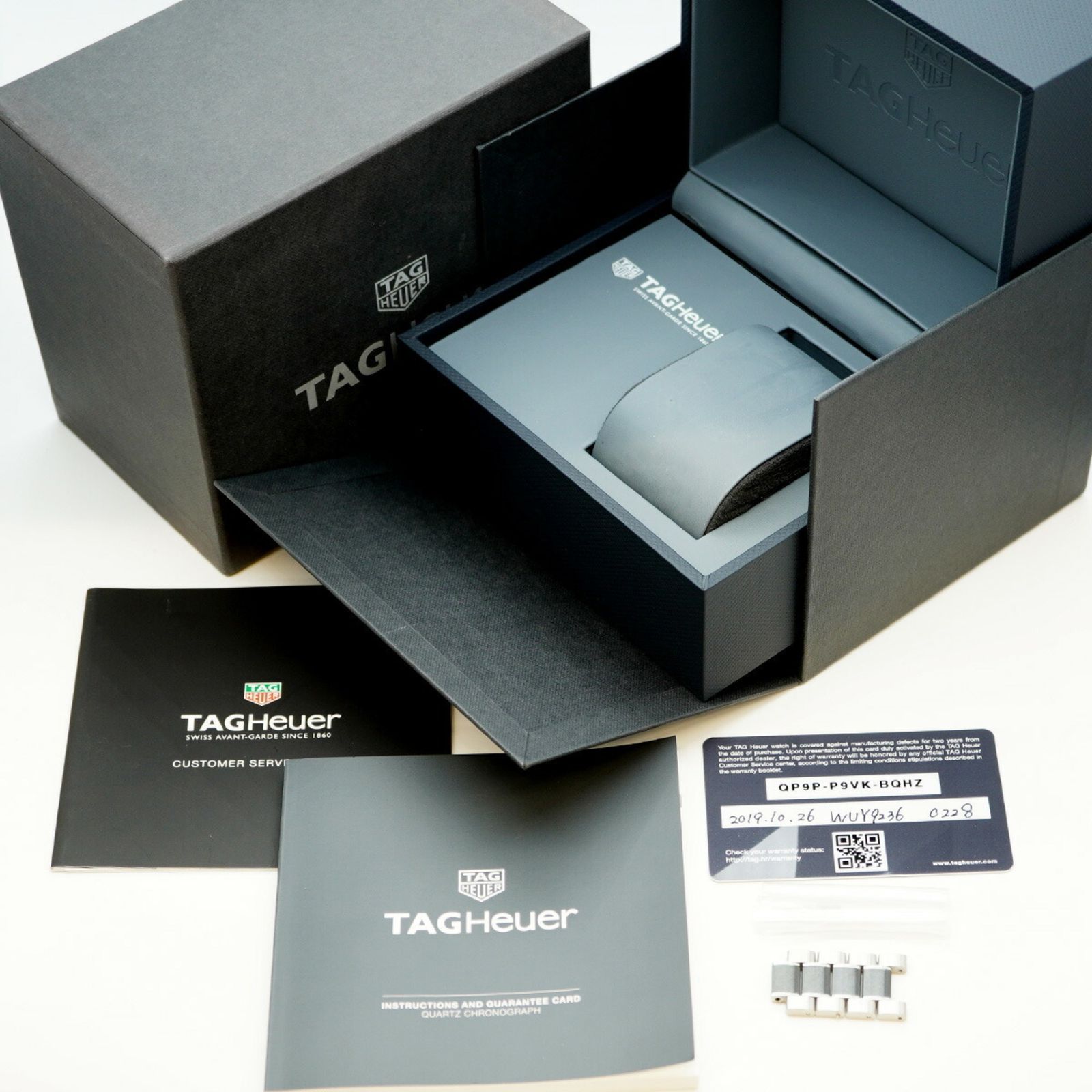 タグホイヤー フォーミュラ1 CAZ1011 グレー文字盤腕時計 メンズ