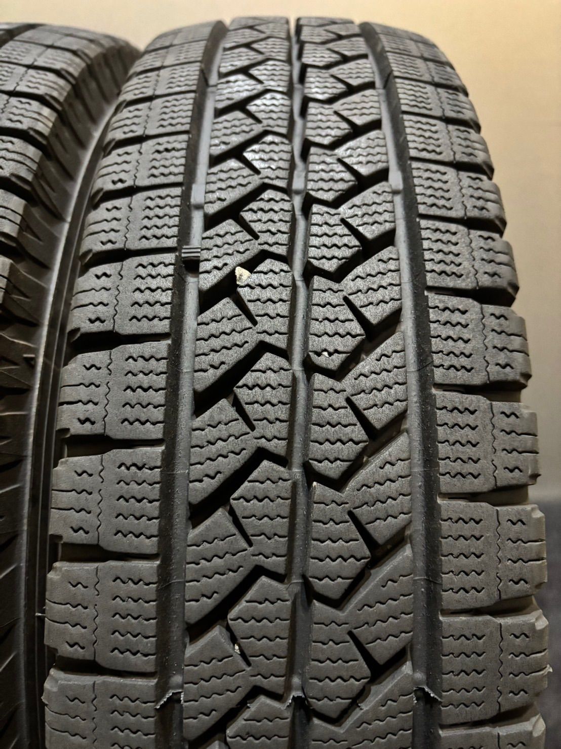 165 R 14 LT 6 PR VL 1 23年製 スタッドレス 4本 ブリヂストン ブリザック タウンエース ライトエース 4 K 625