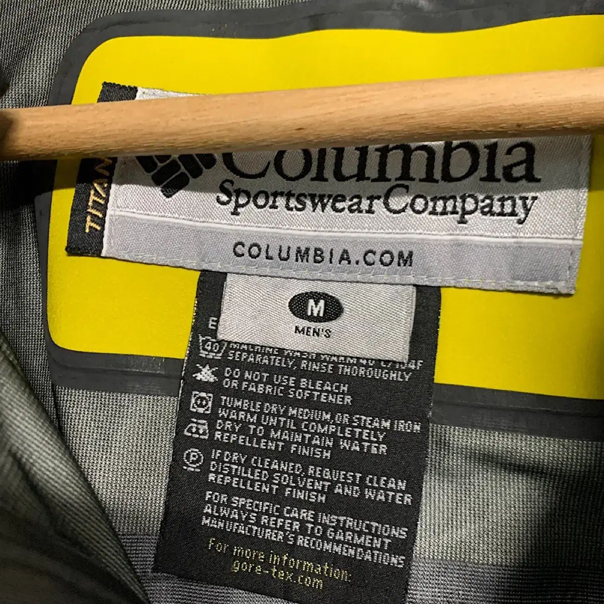 Columbia Titanium GORE-TEX ウィンドブレーカー M