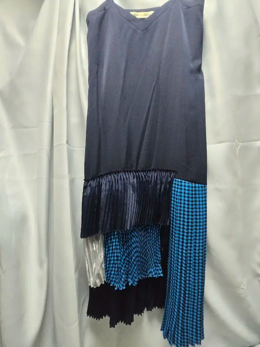 LUCKY CHOUETTE ラッキーシュエトゥ レイヤード プリーツ ロング ONE PIECE ワンピース ディープネイビー