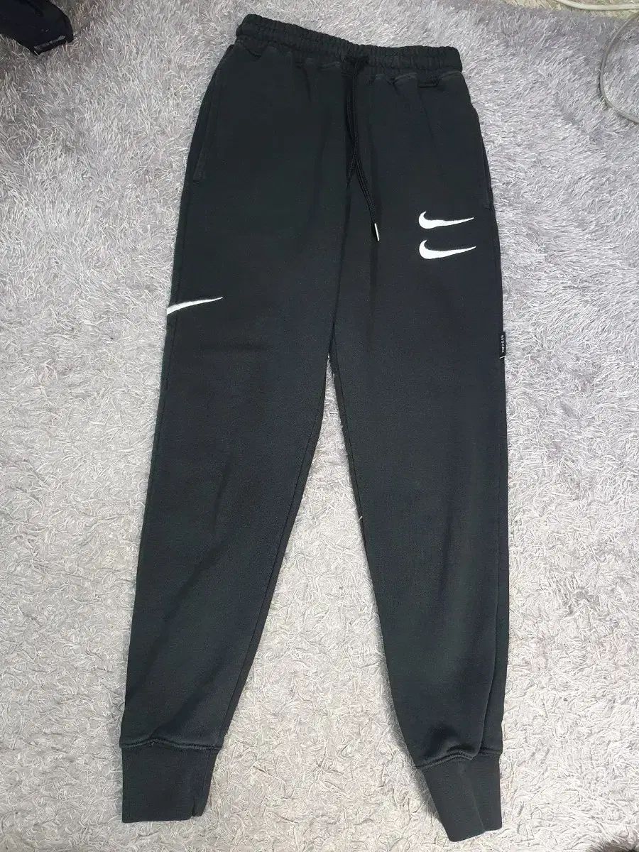 ナイキ ズボン ダブルスウッシュ ジョガー パンツ ブラック s