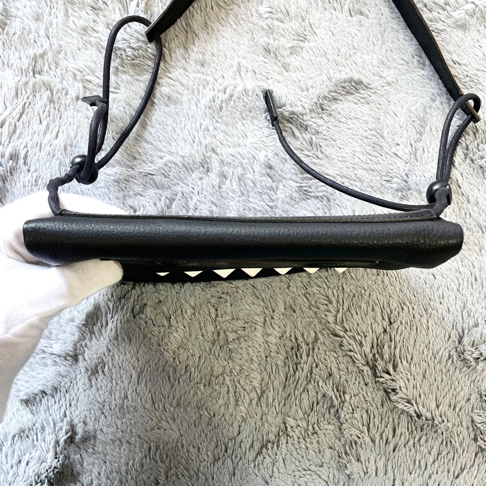 恐竜ガオガオサコッシュ ショルダーバッグ