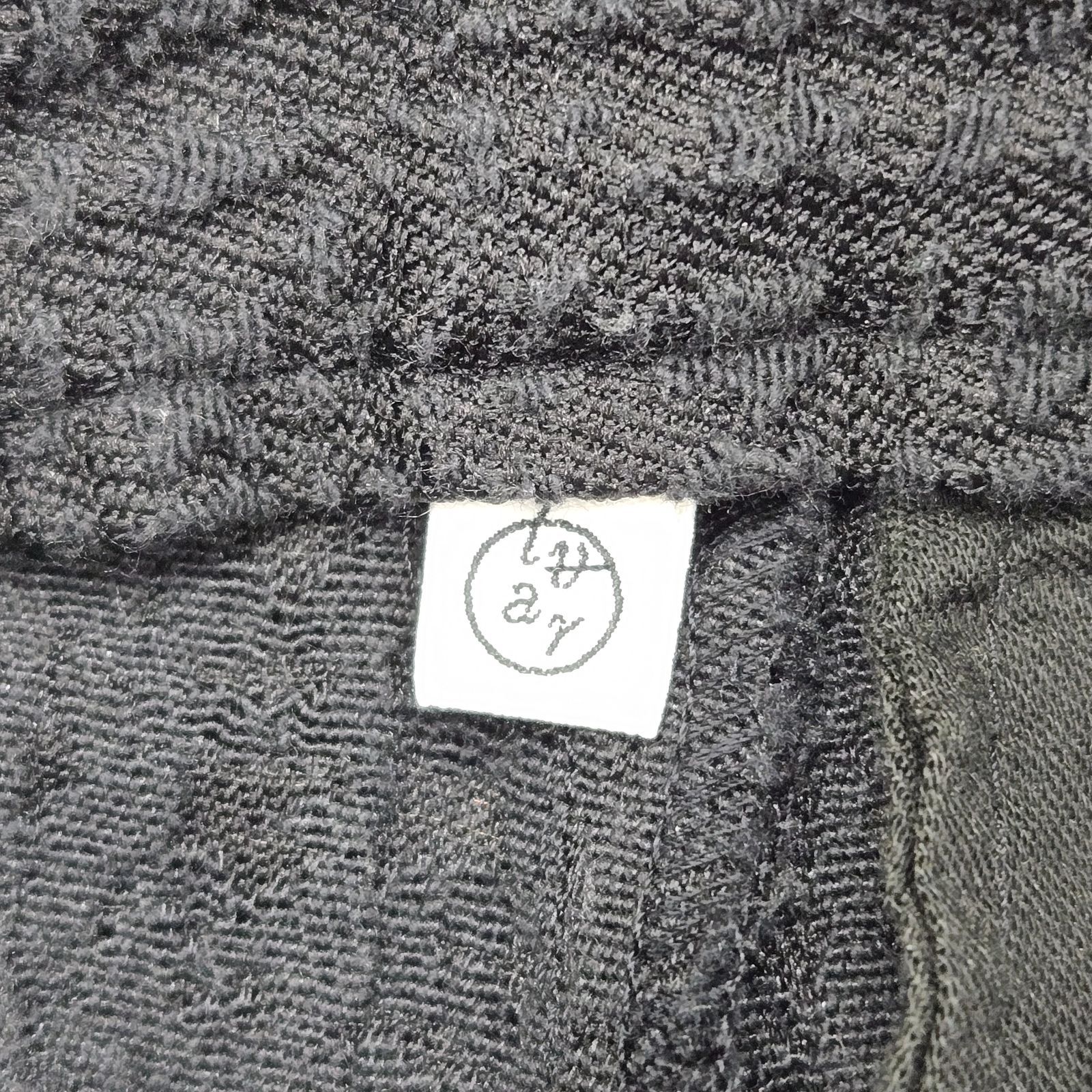 手洗い ブラック