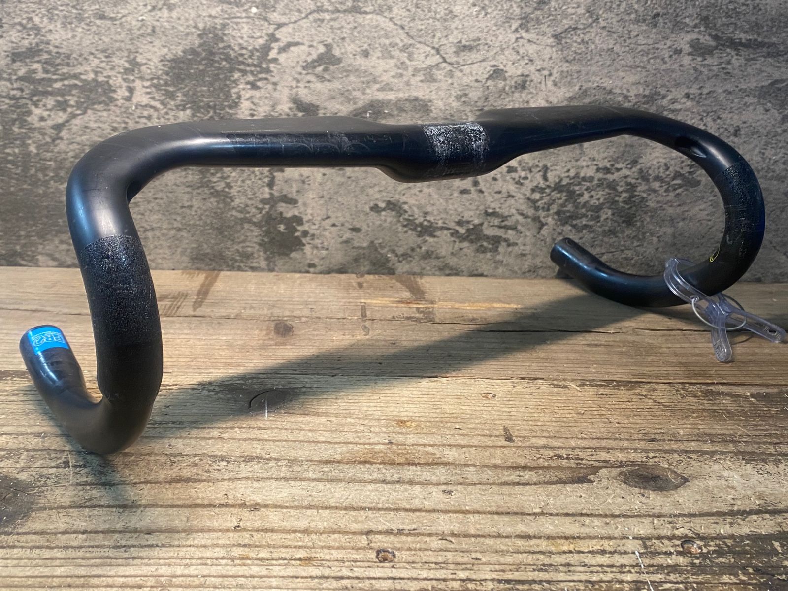 JD 894 シマノ SHIMANO PRO VIBE AERO カーボン ドロップハンドル エンドC C 400 mm Φ31 8