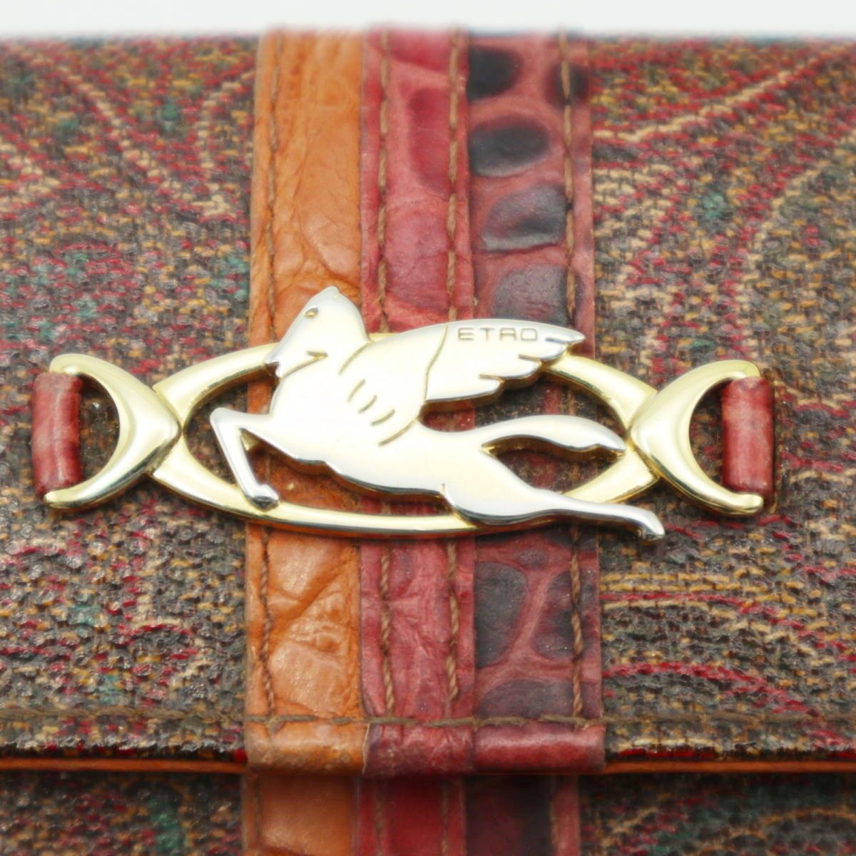  ETRO エトロ ペイズリー柄 ロゴプレート PVC レザー 三つ折り ホック財布 ブラウン チャ K 11 071 二つ折り財布 折り財布