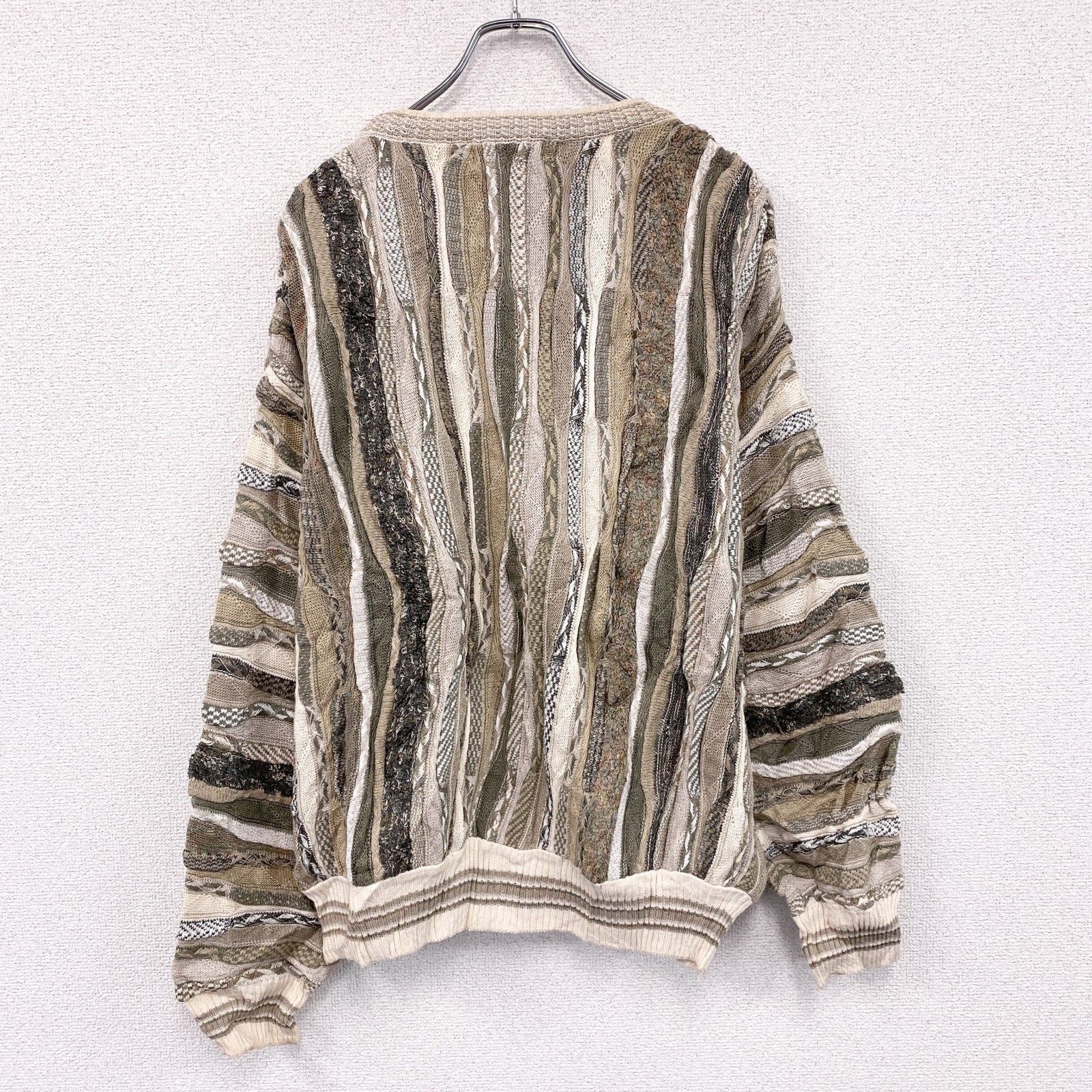 【新品】デザインニット　ジャケット　総柄　レトロ　アート　奇抜　マルチ　3D アウトレット 価格ファッション - 【新品】デザインニット ジャケット