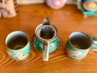 メーカー直送 九谷焼 急須3点セット 小 ソメイヨシノ緑塗り 裏絵
