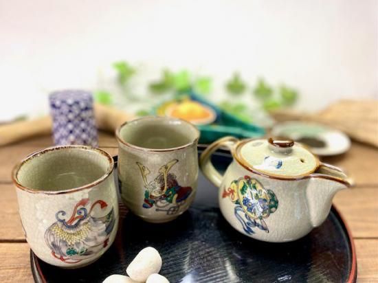 メーカー直送 九谷焼 急須3点セット 小 宝尽くし 裏絵