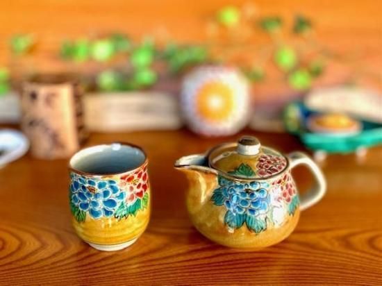 メーカー直送 九谷焼 急須2点セット 大 濃い塗牡丹 裏絵