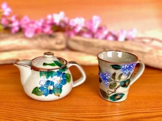 メーカー直送 九谷焼 急須＆マグ 山茶花 がく紫陽花