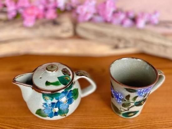 メーカー直送 九谷焼 急須＆マグ 山茶花 がく紫陽花