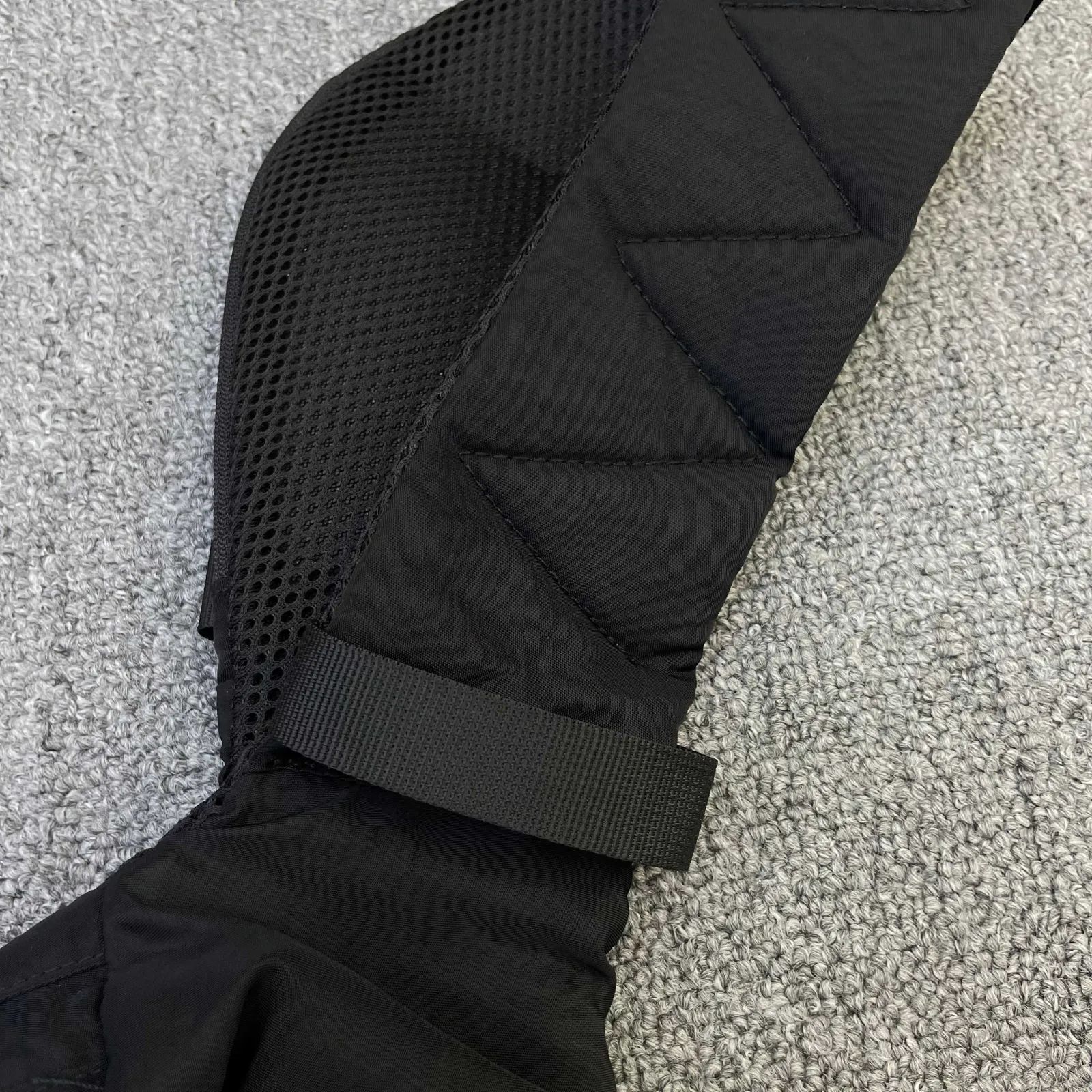 cp company レンズ ショルダーバッグ　即日発送 C.P. Company ショルダーバッグ 配送 ブラック cp company シーピー