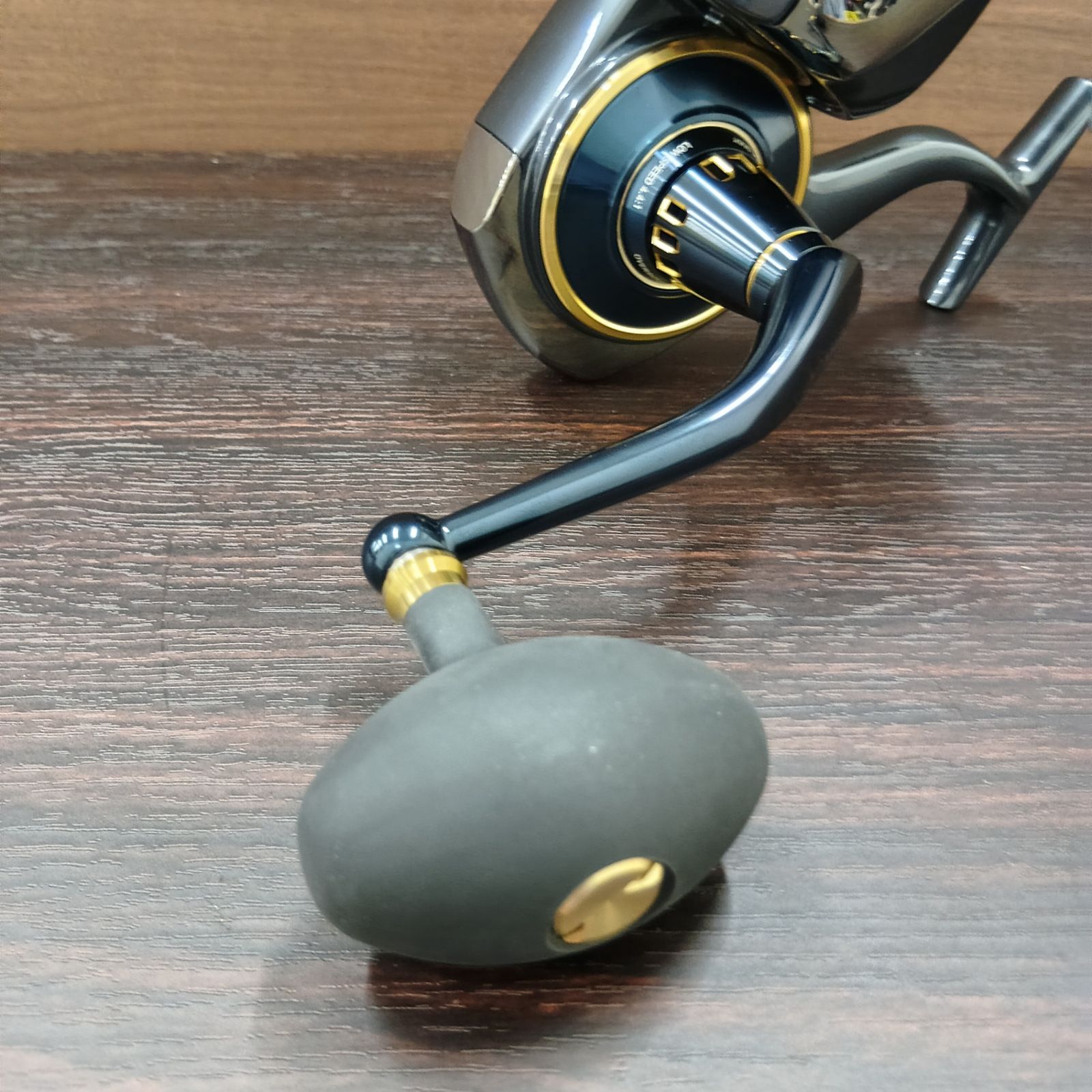 スピニングリール