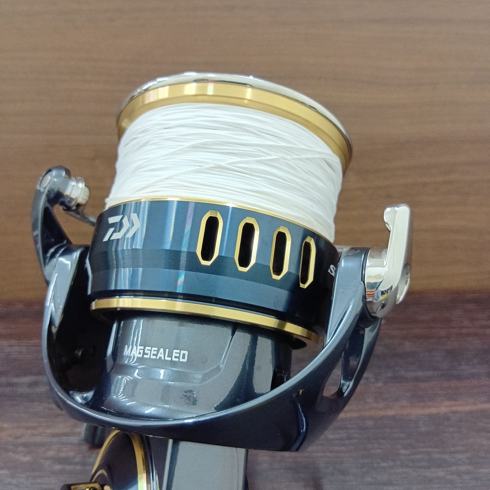 ダイワ DAIWA 25 ソルティガ 25000-P スピニングリール